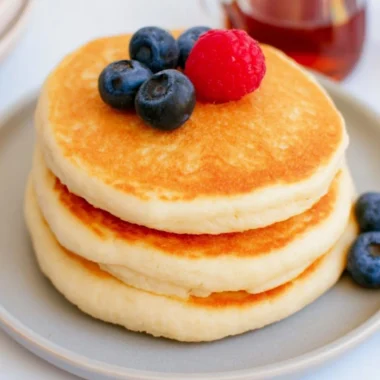 High protein pancakes made with protein powder, ideal for a healthy breakfast.