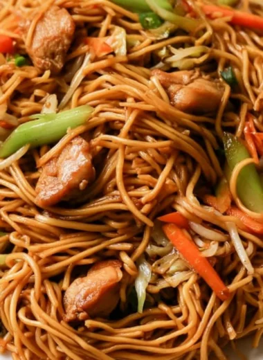 Delicious bowl of chicken chow mein prepared in 30 minutes