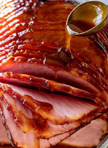 Cozy brown sugar ham glaze recipe for holiday meals